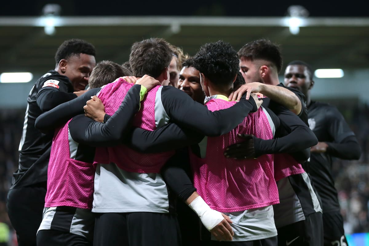 Los jugadores del Sporting celebra un gol al Moreirense en el Comendador Joaquim Almeida Freitas Stadium de Moreira Conegos, Portugal.. EFE/EPA/MANUEL FERNANDO ARAUJO