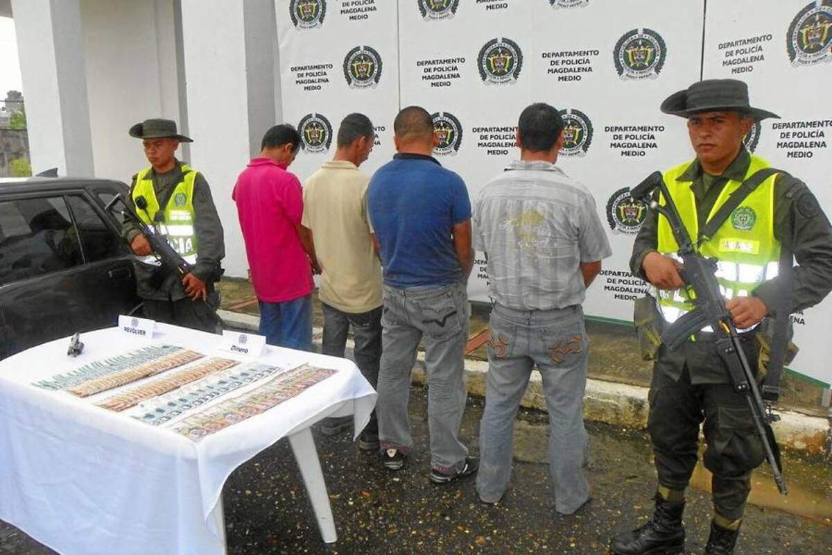 Fueron capturadas cuatro personas por hurto calificado (Foto: Suministrada /VANGUARDIA LIBERAL)