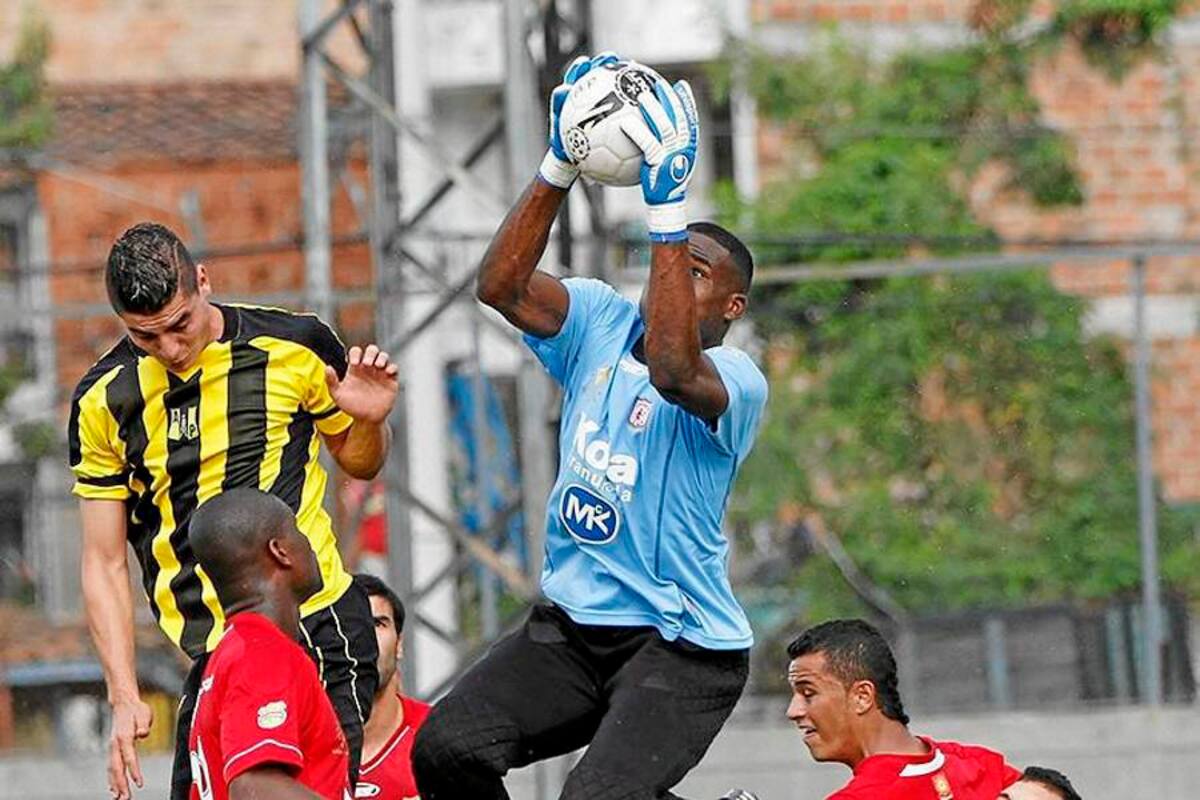 Esta tarde es el juego final de la Primera B. Alianza Petrolera busca ante el América de Cali ascender por primera vez a la Primera División del Fútbol Profesional Colombiano. (Foto: Archivo/VANGUARDIA LIBERAL)