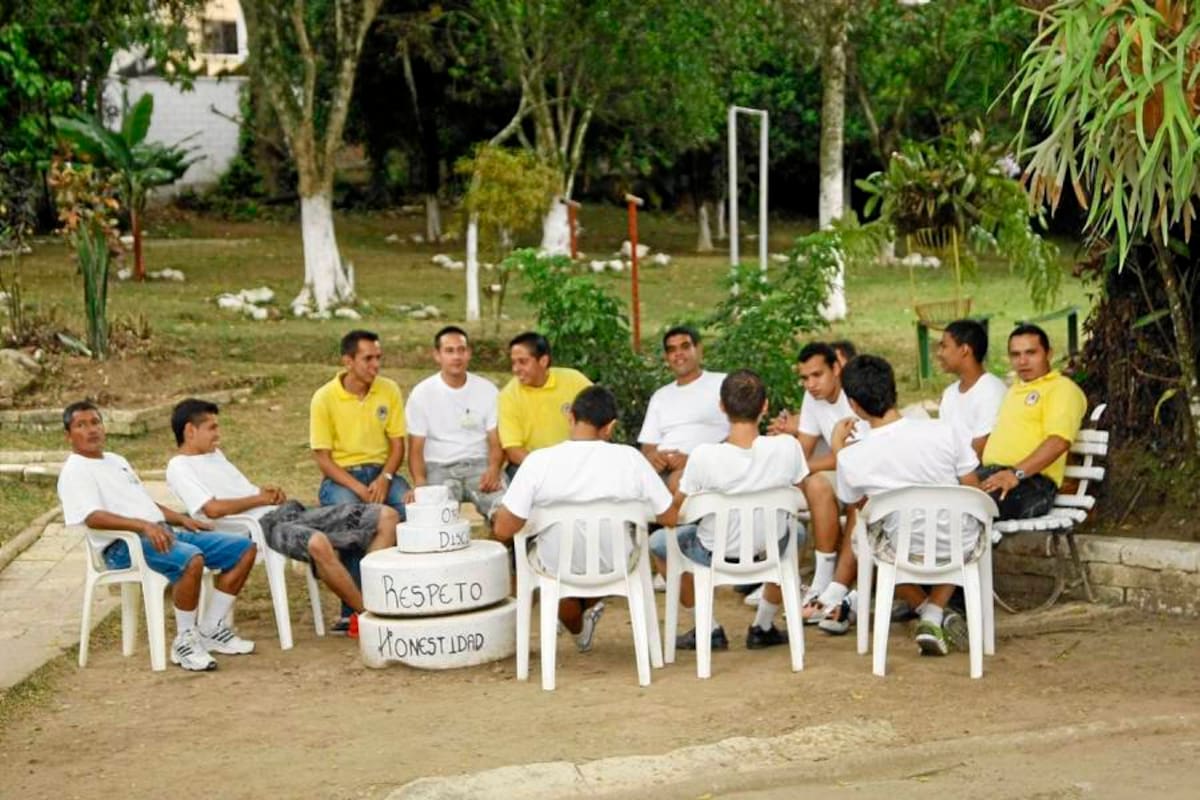 6450000 este es uno de los números de atención de Hogares CREA. A través de esa línea, usted puede reportar donaciones o conocer más detalles sobre esta noble entidad. (Foto: César Flórez / VANGUARDIA LIBERAL)