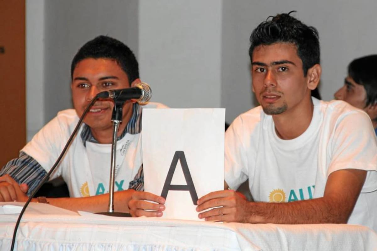 Carlos Leonardo Bernal y Wilfredy Morales Rivera durante el concurso nacional (Foto: Suministrada/VANGUARDIA LIBERAL)
