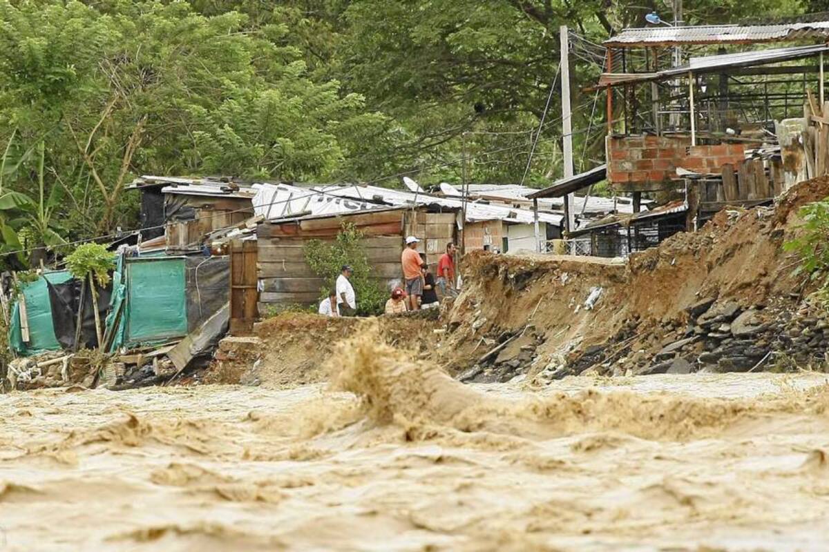 Más de 20 empresas regionales se han comprometido a colaborar con la campaña de solidaridad denominada: “Ayudemos a Santander”. Tal actividad pretende reunir, al menos, $2 mil millones para atender las posibles emergencias que se lleguen a presentar por causa del fuerte invierno que pronostica el Ideam. (Foto: Archivo/VANGUARDIA LIBERAL)
