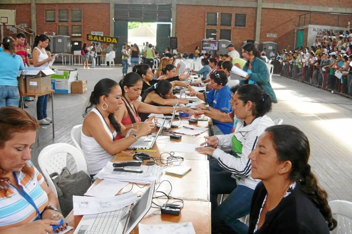 Las familias antiguas que continuaron en la nueva fase del programa y que ya tenían cuenta de ahorros, no serán convocadas en esta oportunidad. (Foto: Archivo/VANGUARDIA LIBERAL)