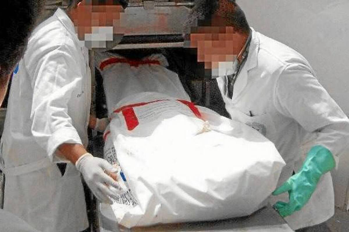El cuerpo de Wilmer Velasco fue llevado a medicina legal del Hospital Regional. Luego será trasladado a Charalá para sus honras fúnebres. (Foto: Archivo/VANGUARDIA LIBERAL)