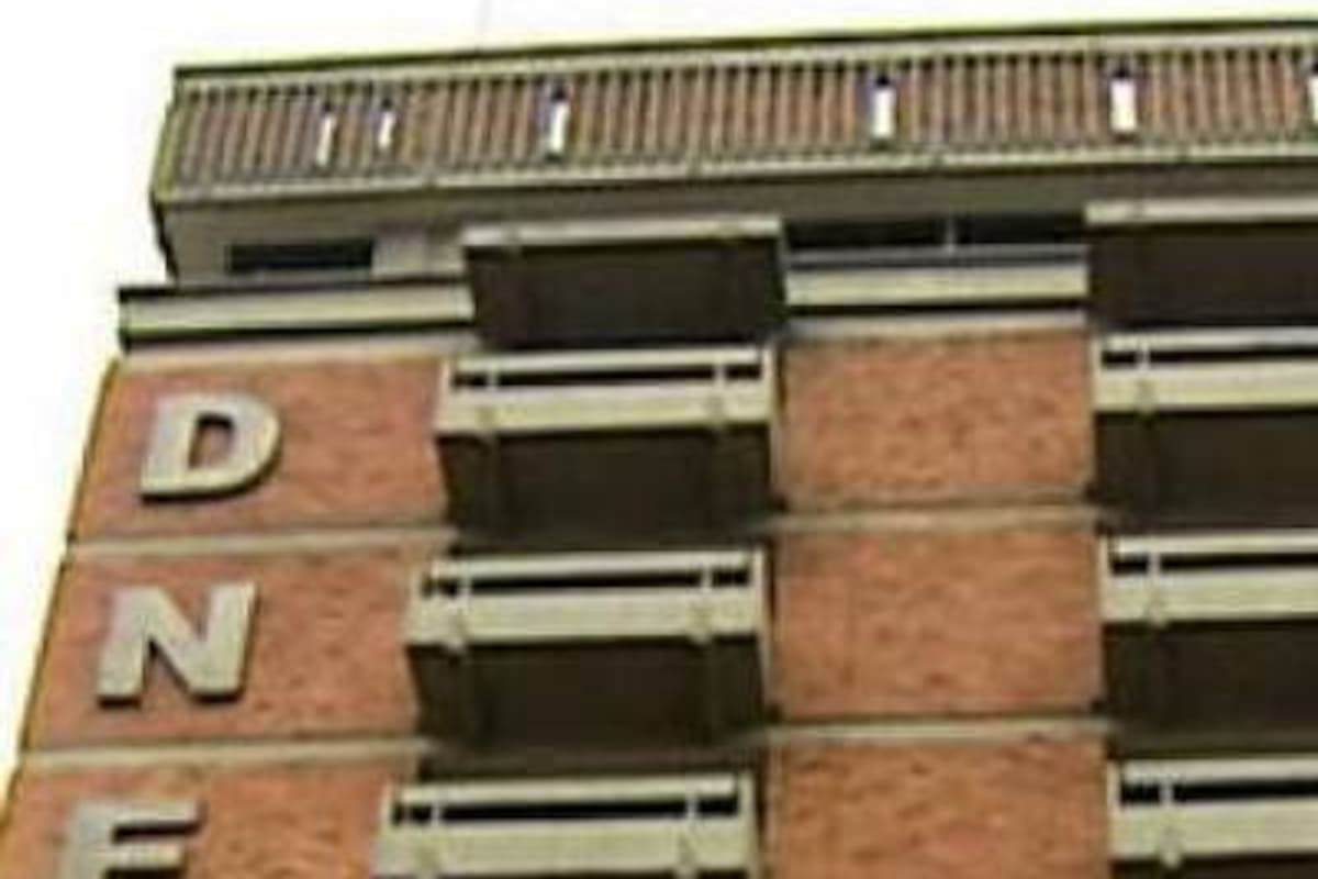 El estudio presentado por el Ministerio del Interior y de Justicia en donde se revelan las razones por las cuales la Dirección Nacional de Estupefacientes (DNE) deberá ser liquidada, también recomienda que las funciones de esta entidad pasen al Ministerio de Justicia y del Derecho. (Foto: Internet/ VANGUARDIA LIBERAL)
