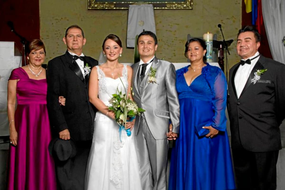 Ledy Díaz Lázaro, Pompilio Díaz Lázaro, Laura Orduz Díaz, Cesar Camacho Suárez, Olga Yaneth Suárez Herrera e Higinio Camacho. (Foto: Foto: Suministrada / VANGUARDIA LIBERAL)
