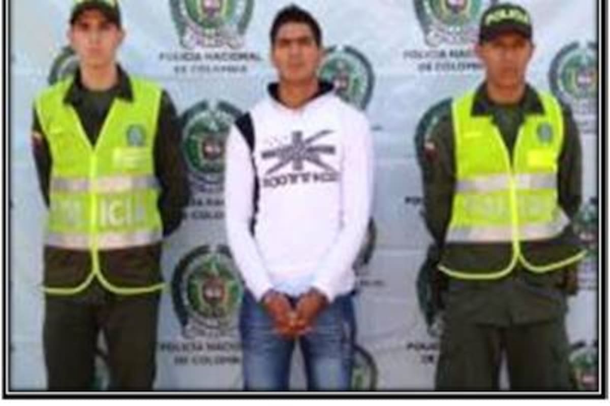 Levinson Brayan Ortiz Velazco, de 21 años de edad, fue capturado en el municipio de Florián por diversos delitos según orden de captura del juzgado Segundo Promiscuo San Gil. (Foto: Suministrada/VANGUARDIA LIBERAL)