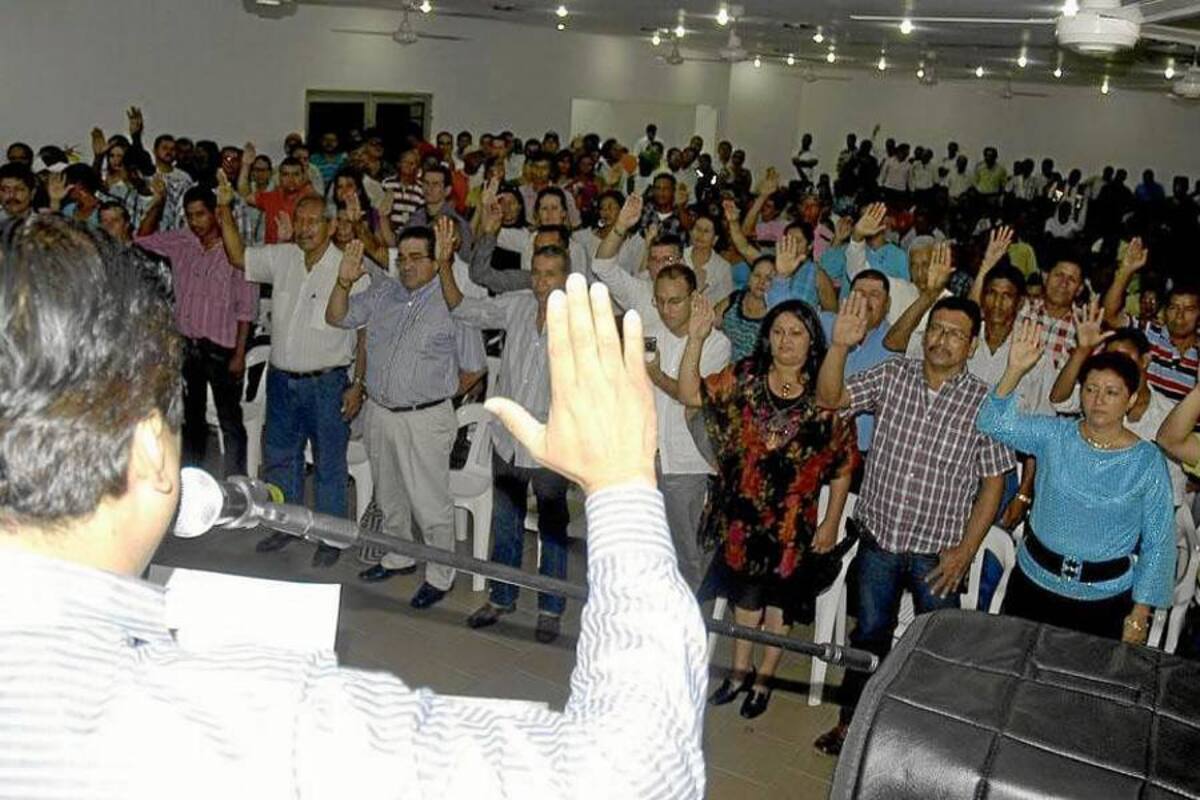 Mejoramiento de la malla vial es una necesidad compartida (Foto: Edgar Pernett/VANGUARDIA LIBERAL)