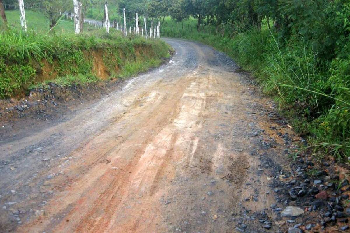 Vía a La Palma se arreglará con 240 millones de pesos (Foto: Archivo /VANGUARDIA LIBERAL)