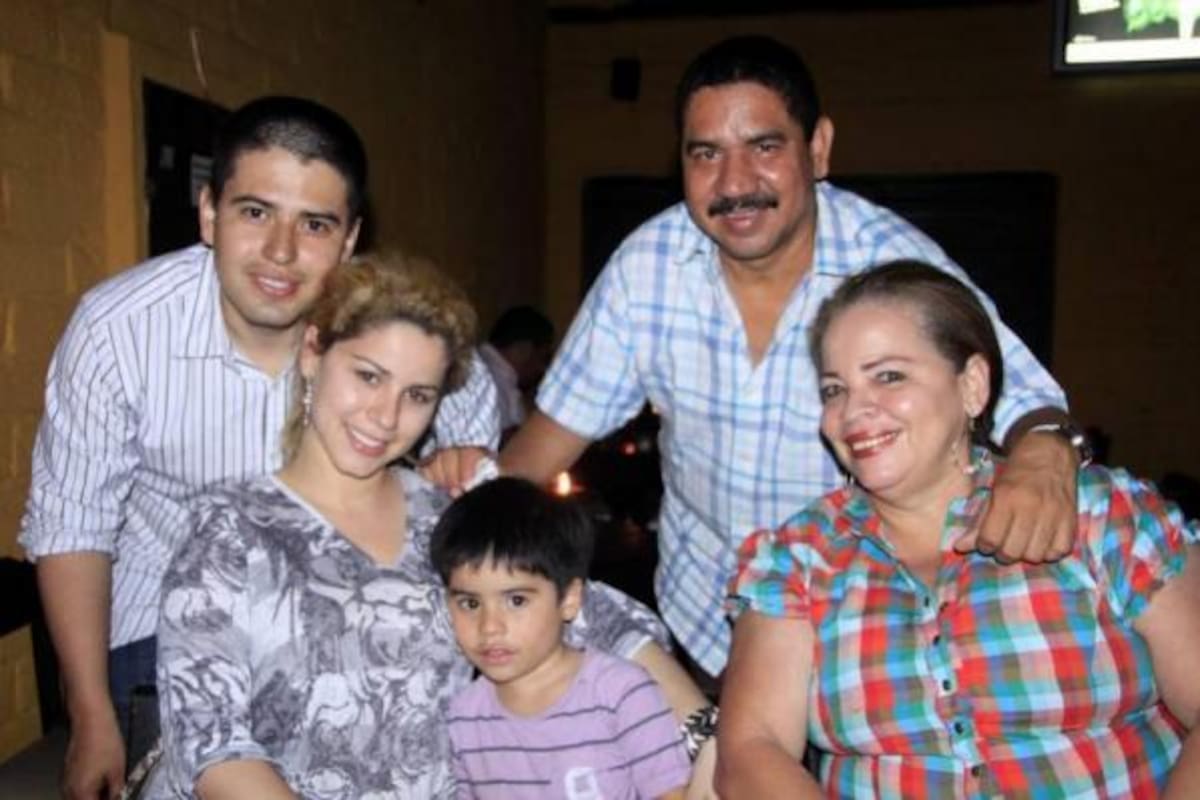 Zully Grazziani, Juan Diego Monsalve, Zully Iglesias, Mauricio Monsalve y Domingo Grazziani.(Foto: Mauricio Villamizar/VANGUARDIA LIBERAL)