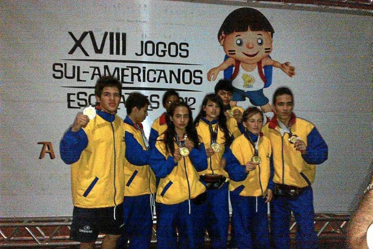 Esta es la selección Colombia de judo que participó en el torneo de este deporte marcial en los XVIII Juegos Suramericanos Intercolegiados, en el que logró tres oros, tres platas y cuatro bronces. (Foto: Tomada de Internet / VANGUARDIA LIBERAL)