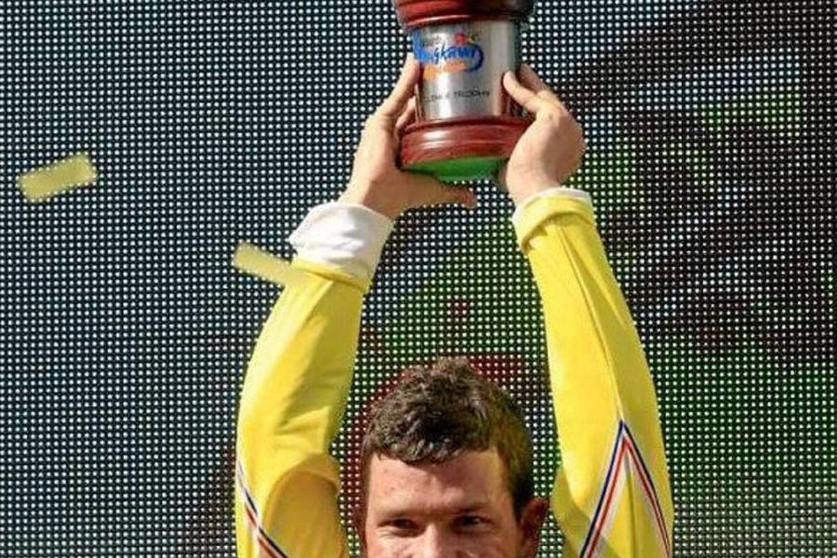 El pedalista colombiano Julián David Arredondo, se coronó campeón del Tour de Langkawi, una de las pruebas más importantes del calendario asiático. (Foto: Tomada de internet / VANGUARDIA LIBERAL)