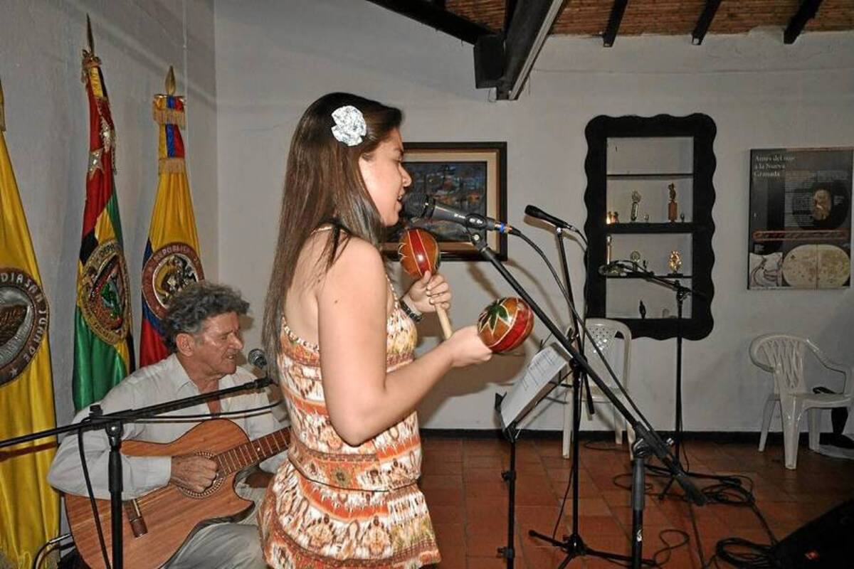 Los artistas que participaron en el concurso de la Canción Inédita incluyeron sus temas y sus voces en un disco compacto, que será distribuido en los próximos días en las principales emisoras del país. (Foto: Archivo/VANGUARDIA LIBERAL )