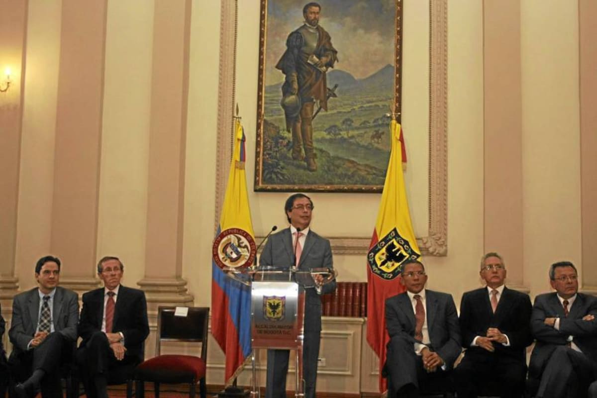 El alcalde de Bogotá, Gustavo Petro, dio a conocer los nombres de los Secretarios Distritales que lo acompañarán en su gabinete. (Foto: Archivo/VANGUARDIA LIBERAL )