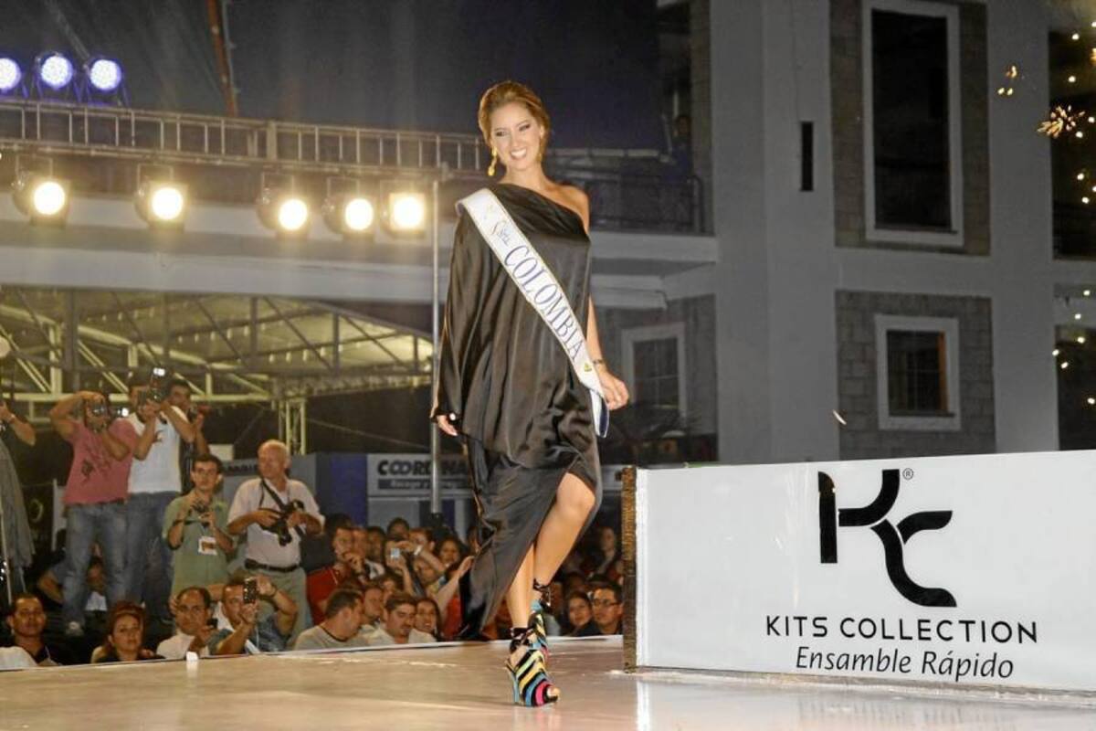 Señorita Colombia, ¡encantada con el calzado santandereano!