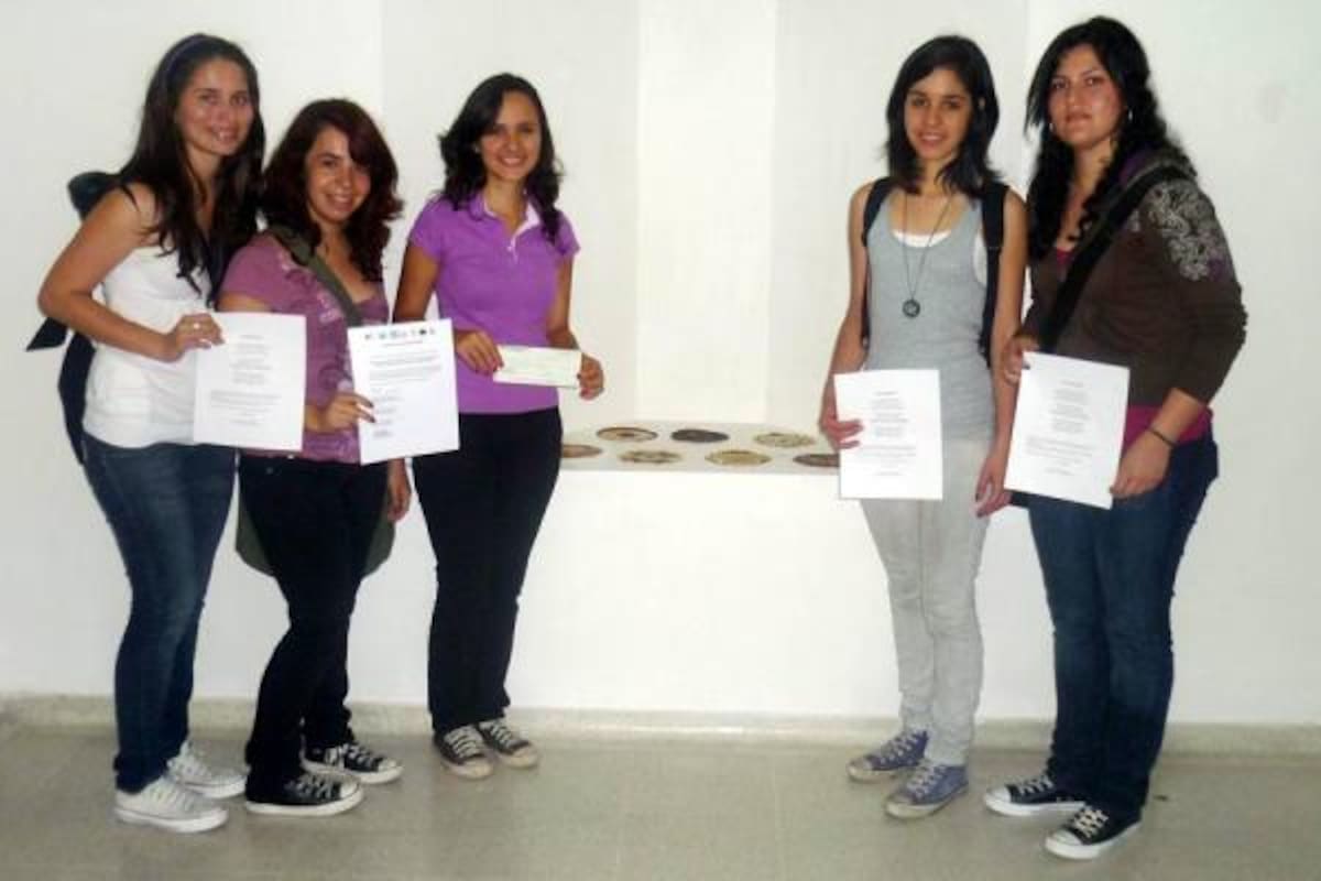 Mayda Cepeda, Andrea Rojas, Diana Padilla, Yexabel Calderón y Gina Camargo.