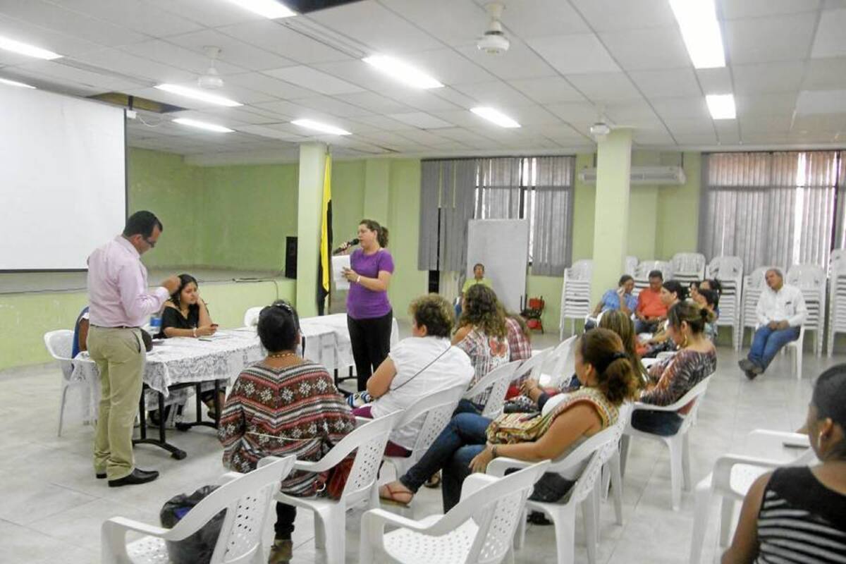 Después de varias reuniones, los profesores, alumnos del CADS y la Secretaría de Educación finalmente llegaron a un acuerdo. (Foto: Karen Johana Mantilla Mantilla/VANGUARDIA LIBERAL)