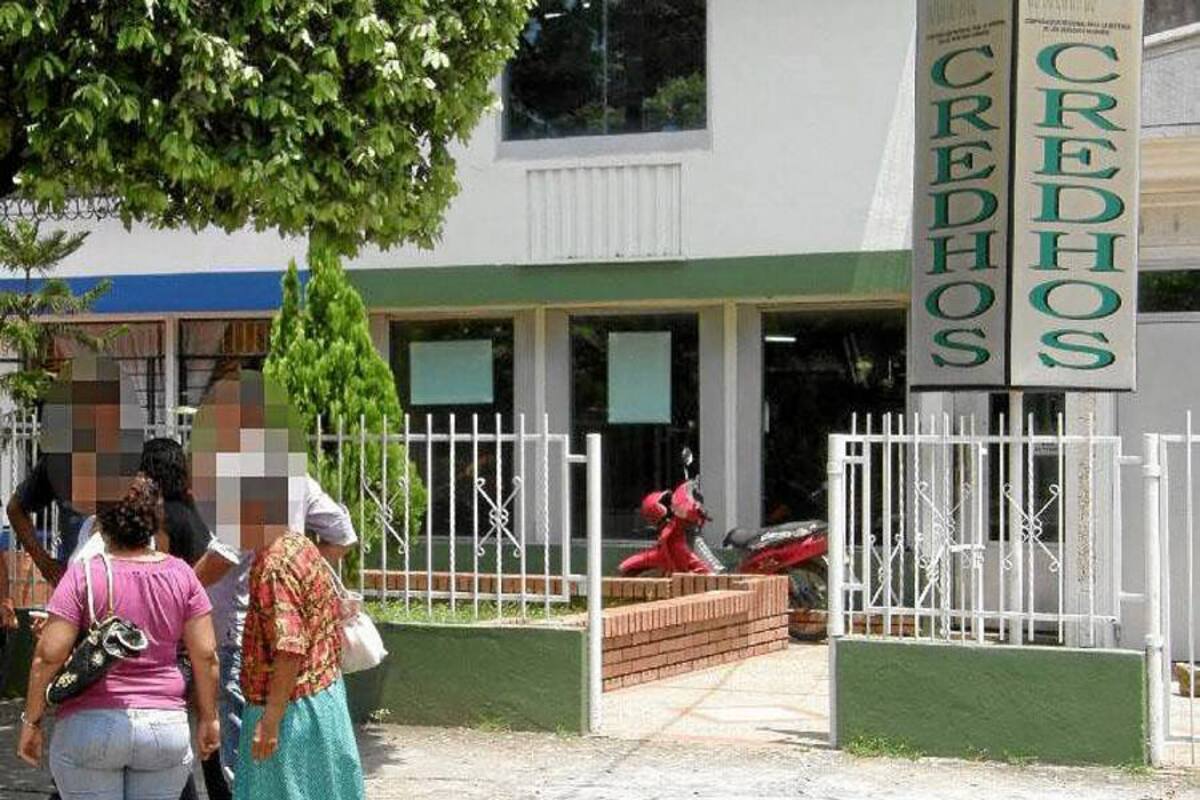 Esta semana llegaron nuevos panfletos amenazantes a las instalaciones de Credhos (Foto: Archivo/VANGUARDIA LIBERAL )