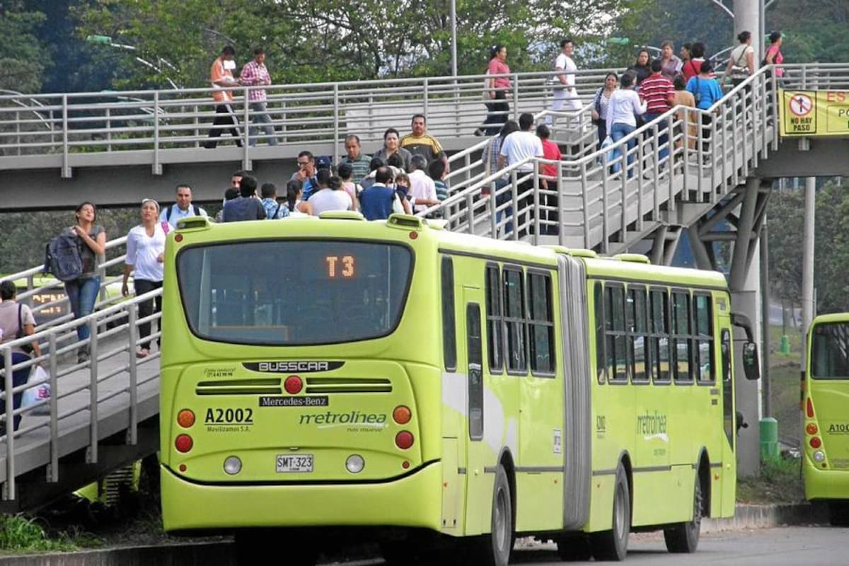 Aunque aún faltan muchos detalles para que Metrolínea salga de la crisis, las medidas que se han tomado en los últimos meses por parte del Ente Gestor y el Área Metropolitana han permitido mejorar la situación de la empresa. (Foto: Archivo / VANGUARDIA LIBERAL)