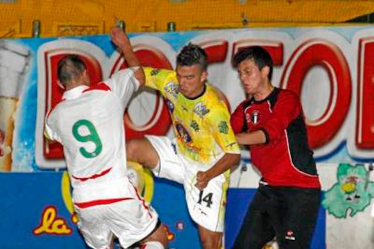 Bucaramanga FSC recibirá esta noche en el coliseo Bicentenario Alejandro Galvis Ramírez la visita de Potros de Casanare, en un partido válido por la fecha 14 de la IV Copa Postobón Profesional de Microfútbol. (Foto: Archivo / VANGUARDIA LIBERAL)