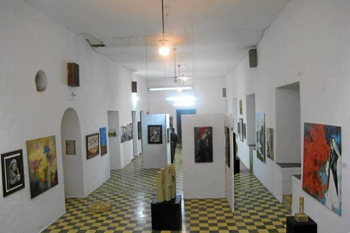Exposición artística en las instalaciones del Instituto Técnico ‘Aquileo Parra’, en Barichara. (Foto: Suministrada / VANGUARDIA LIBERAL)