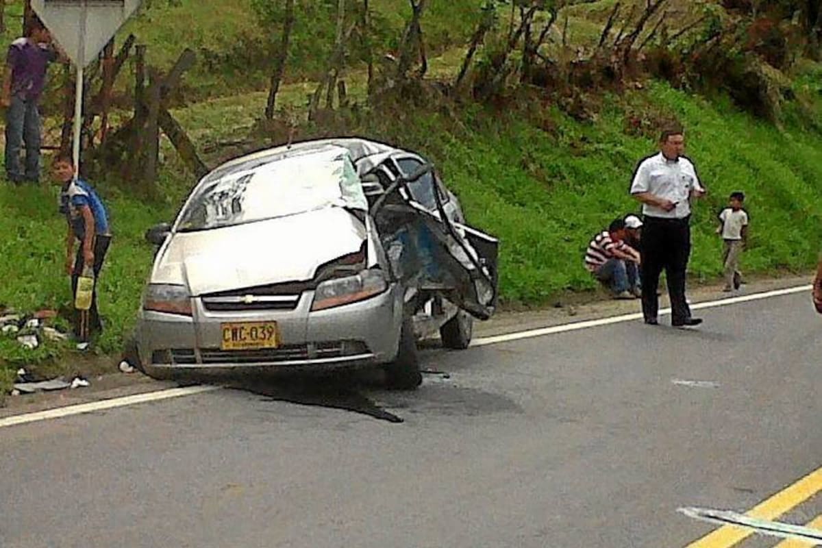 Conductor resultó herido en accidente de tránsito (Foto: Suministradas/VANGUARDIA LIBERAL)