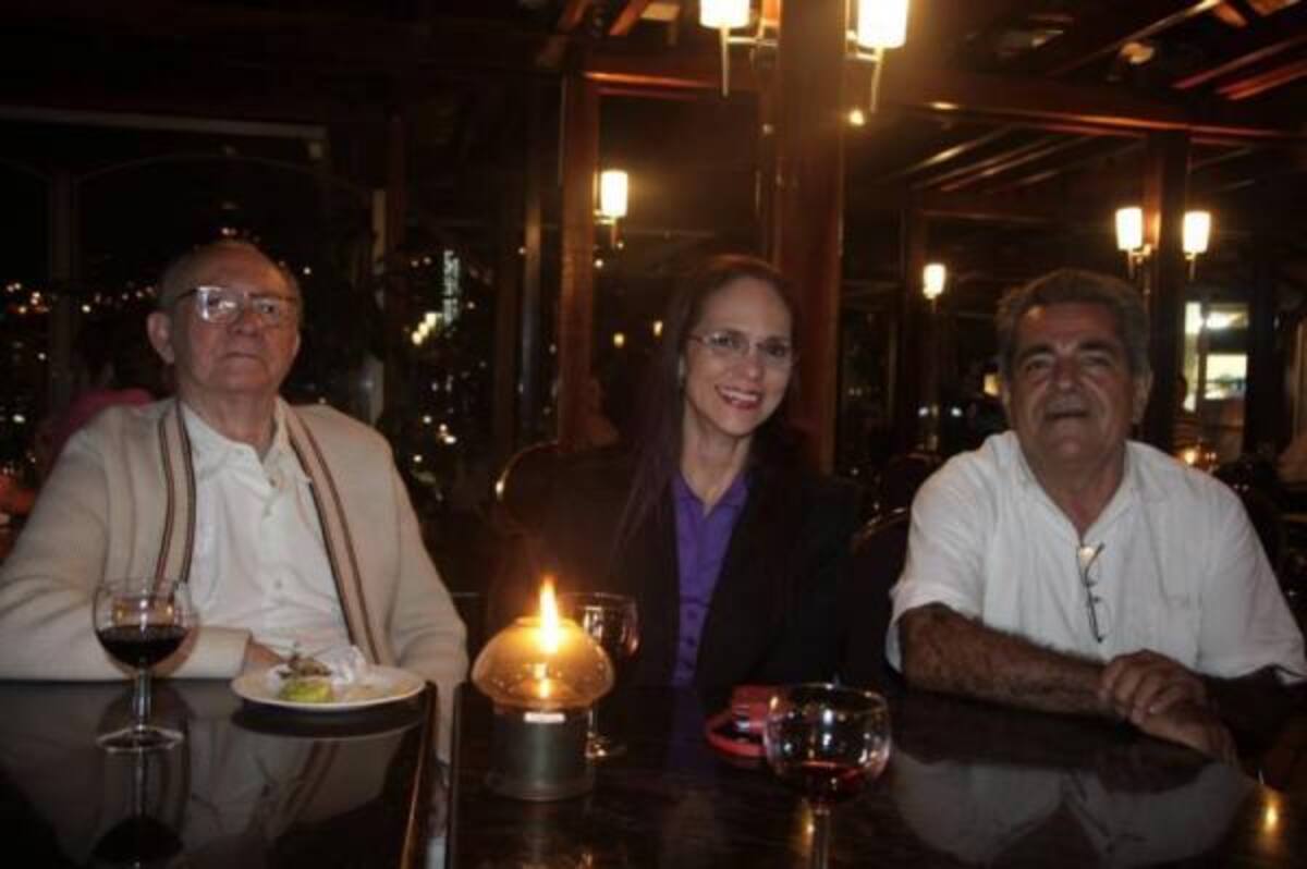 Mario Cuartas Restrepo, Luz Gladys Cuartas y Angelmiro López.