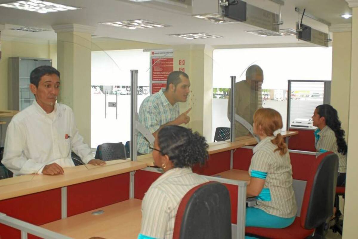 Contrario a la situación laboral de los profesionales en Colombia donde se apetecen más los técnicos y tecnólogos, en Barrancabermeja se prefieren los servicios de los profesionales más capacitados. (Foto: Archivo/VANGUARDIA LIBERAL )