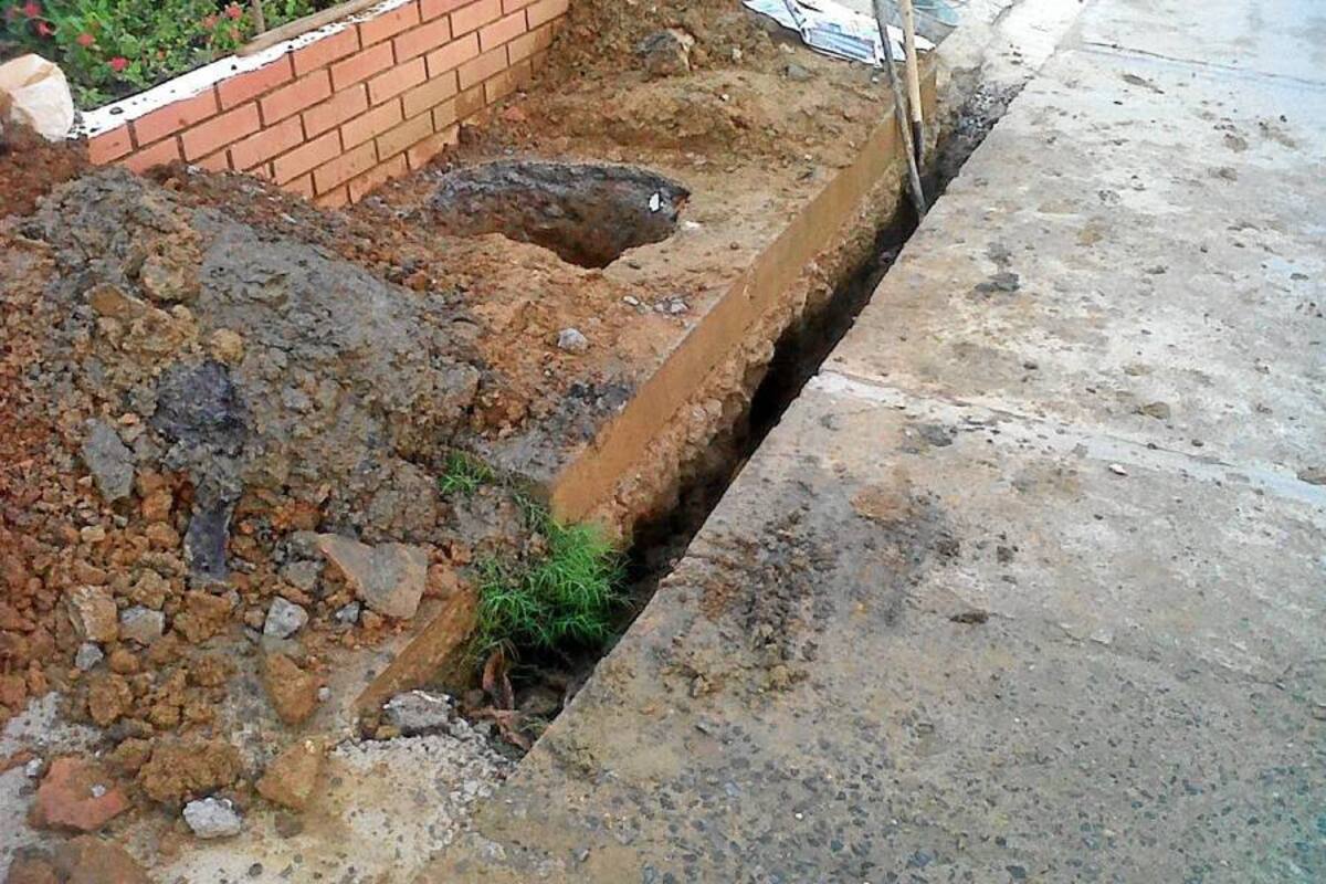 Aspectos de los trabajos de la instalación de la red de gas domiciliario, que se realizaron sobre la carrera 11, entre calles 18 y 19. (Foto: Suministrada/VANGUARDIA LIBERAL)