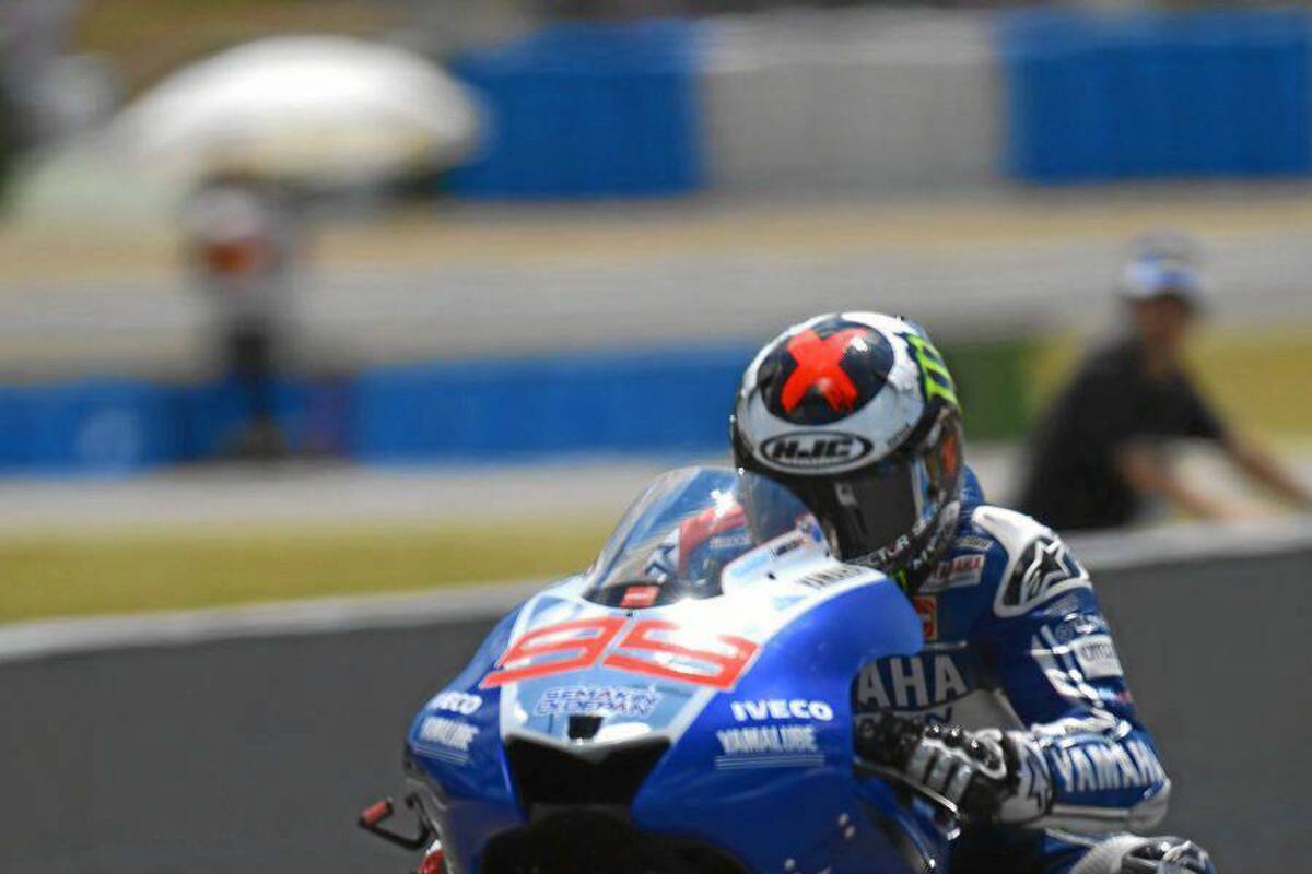El piloto español, y actual campeón mundial de MotoGP, Jorge Lorenzo, se hizo a la ‘pole’ para el Gran Premio de España de motociclismo que se corre hoy en el circuito de Jerez de la Frontera. (Foto: AFP / VANGUARDIA LIBERAL)