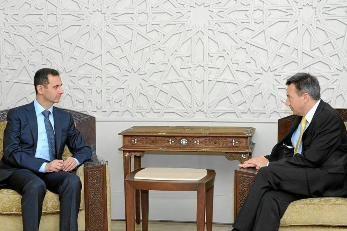 Asad (izq.) le dijo en Damasco al presidente del Circ, Peter Maurer, que “celebraba las operaciones humanitarias desarrolladas, siempre y cuando permanecieran independientes e imparciales”. (Foto: AFP / VANGUARDIA LIBERAL)