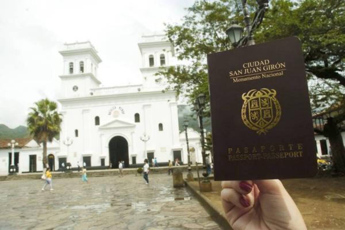El pasaporte turístico es un documento completo creado para los visitantes de Girón.(Foto: César Flórez/VANGUARDIA LIBERAL)