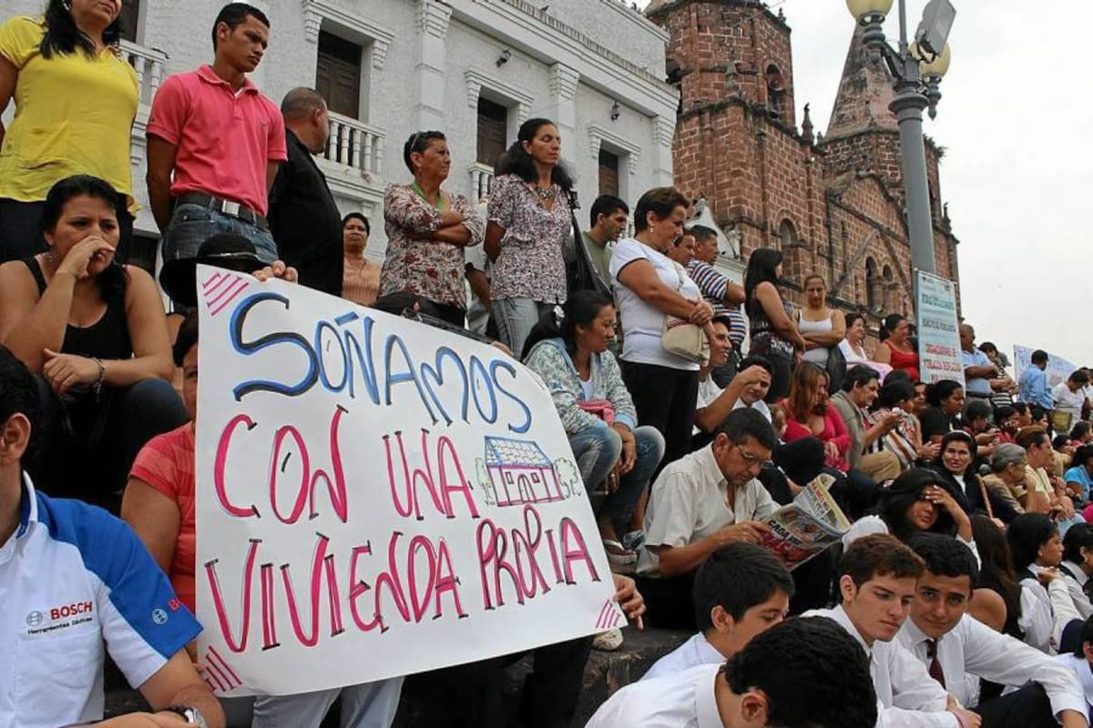 El cambio del uso del suelo de un proyecto de vivienda para familias vulnerables impidió que el Municipio entrara en la primera fase del programa de Vivienda Gratis del Gobierno Nacional (Foto: Mauricio Betancourt/ VANGUARDIA LIBERAL )