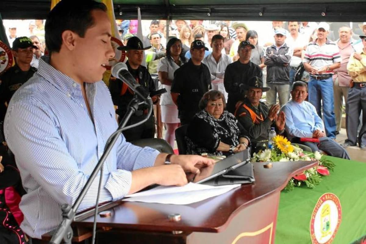 Durante el pasado fin de semana el gobernador de Santander, Richard Aguilar Villa inauguró las obras de remodelación del Hospital Regional de Vélez. (Foto: Suministrada/VANGUARDIA LIBERAL)