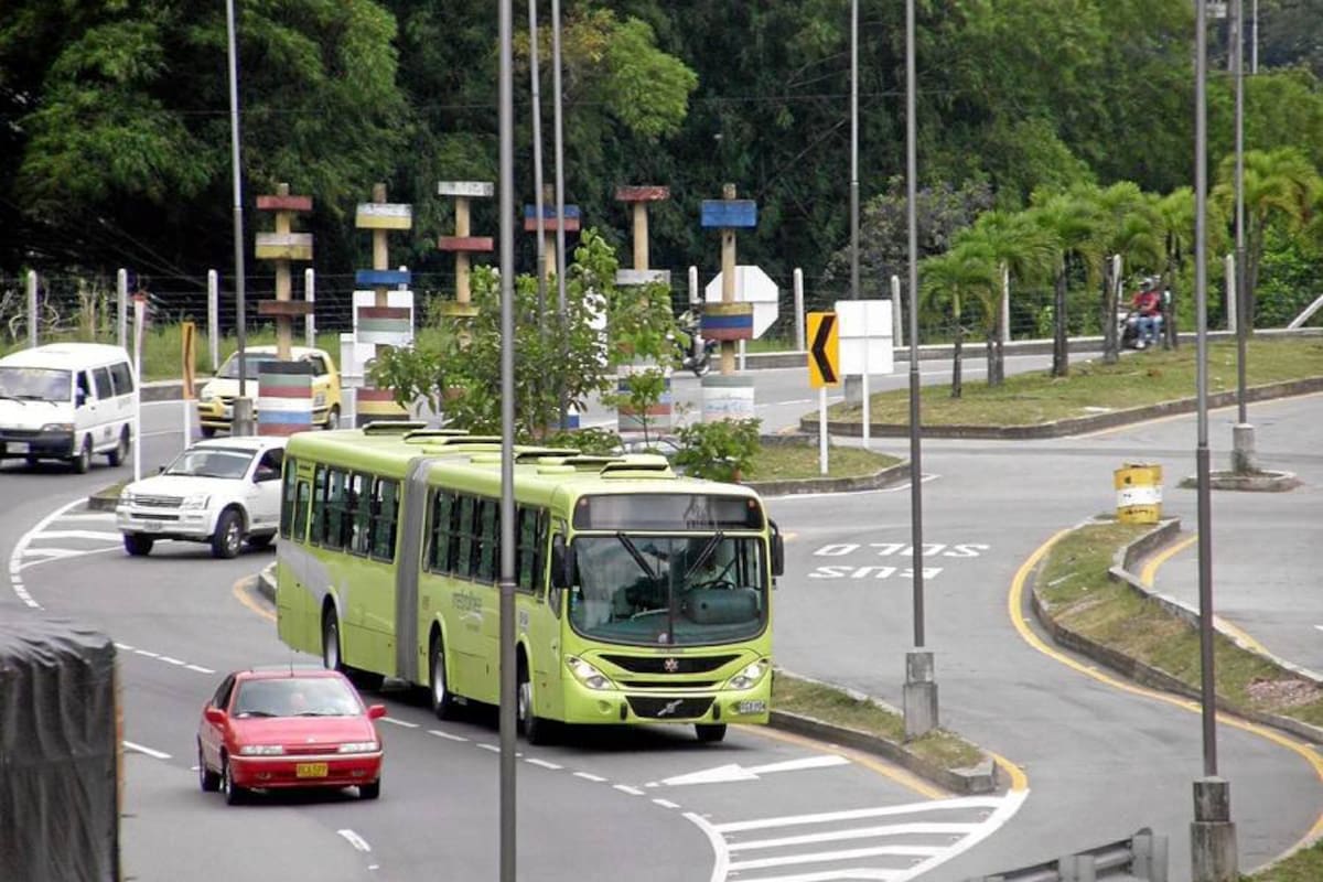 Durante la primera semana, el servicio de Metrolínea será gratuito para los que vayan de Piedecuesta a Bucaramanga o Floridablanca. (Foto: Archivo/VANGUARDIA LIBERAL)
