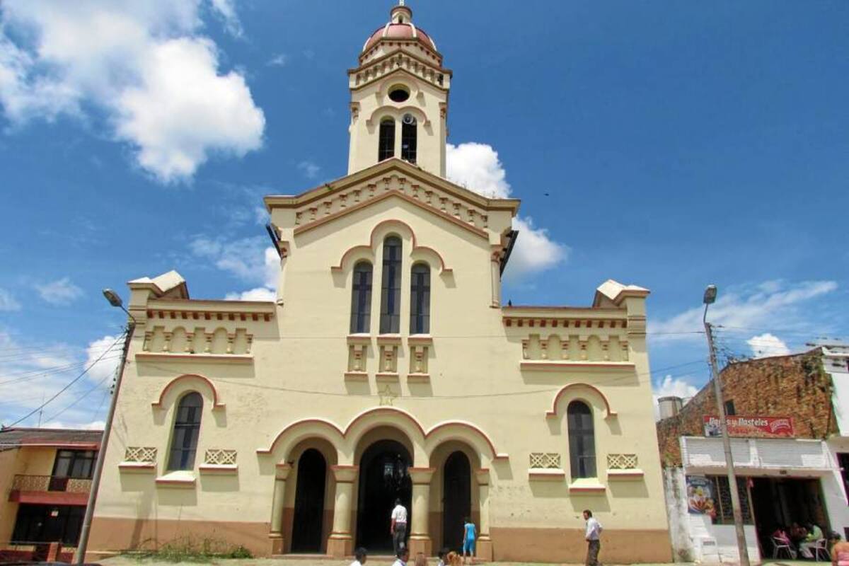 Imagen del Templo a Santa Ana, en Santana, Boyacá. En Puerto Boyacá igualmente dirigió la construcción del templo que actualmente existe en la localidad. (Foto: Archivo/VANGUARDIA LIBERAL)