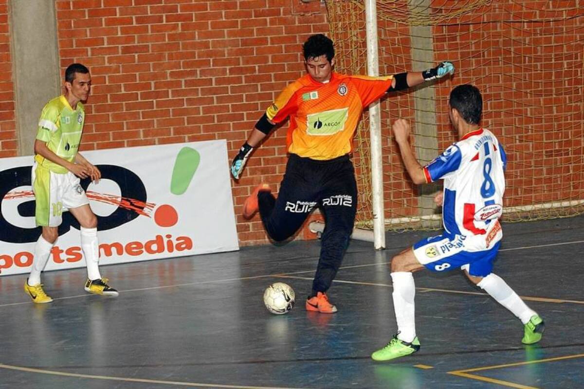 Real Bucaramanga afrontará hoy su segundo partido como visitante en la Liga Argos de Fútbol Sala, y lo hará ante Barranquilla Futsal, quinteto con el que siempre ha perdido en ‘La Arenosa’. (Foto: Archivo / VANGUARDIA LIBERAL)