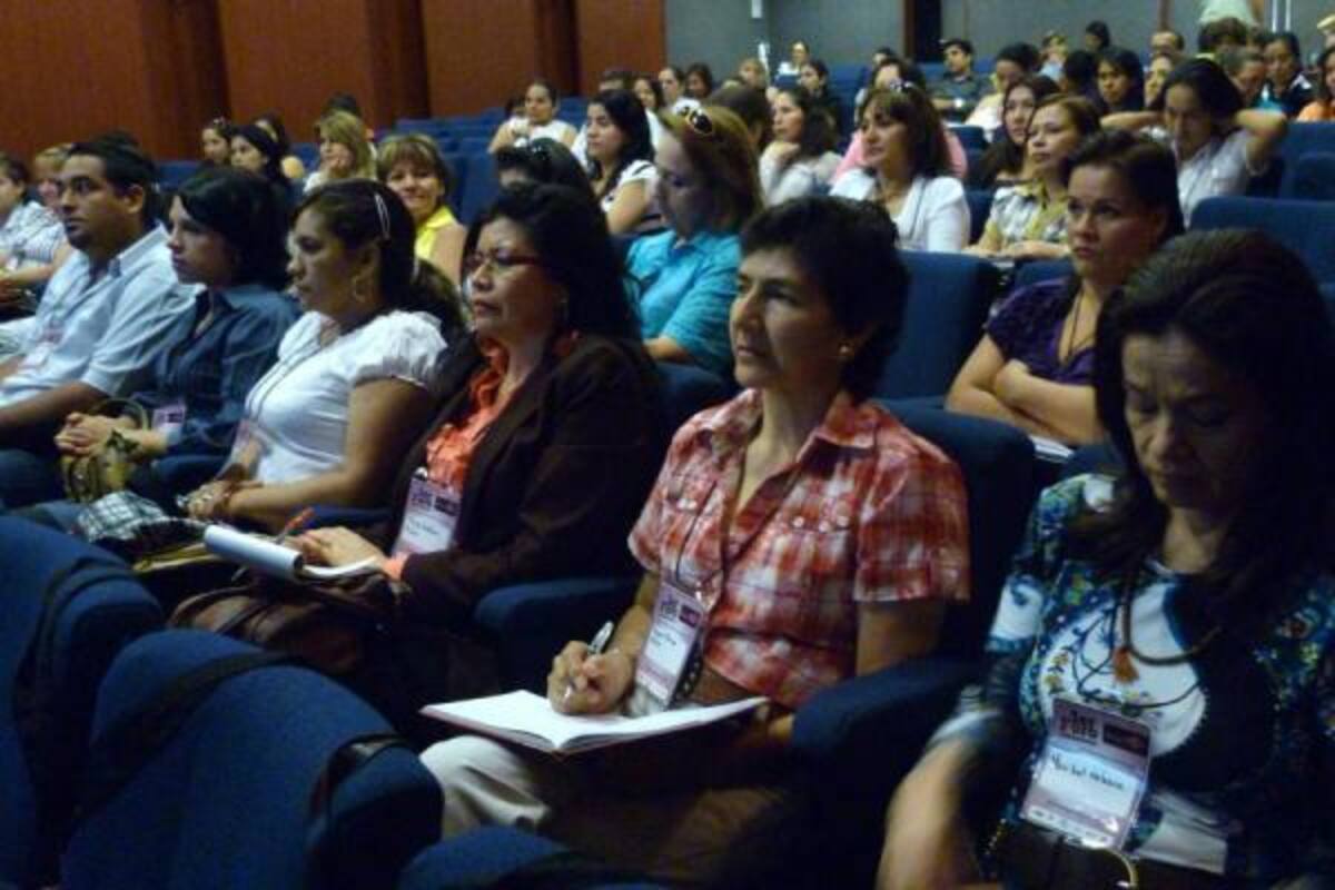 Casi la mitad de las empresas registradas en la Cámara de Comercio de Bucaramanga, a 2010, son dirigidas por mujeres.(Foto: Archivo/VANGUARDIA LIBERAL )