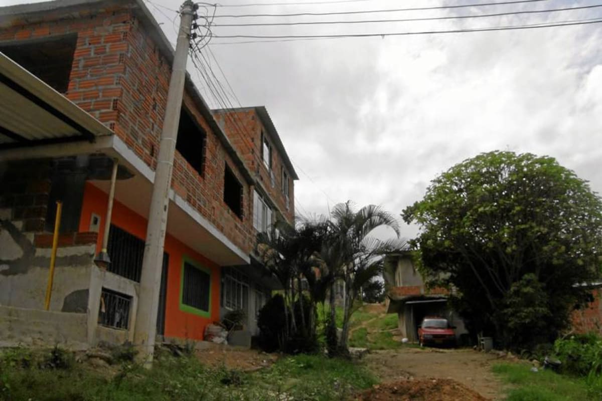 Riveras del Río fue el primer asentamiento subnormal que en este 2013 pasó a ser un barrio más de Girón. (Foto: Archivo/VANGUARDIA LIBERAL )