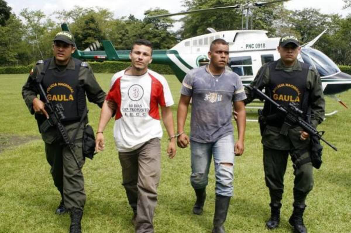Junto a la 'La Búfala' fueron capturados dos de sus escoltas, que también son subversivos de las Farc.(Foto: Marco Valencia / VANGUARDIA LIBERAL)