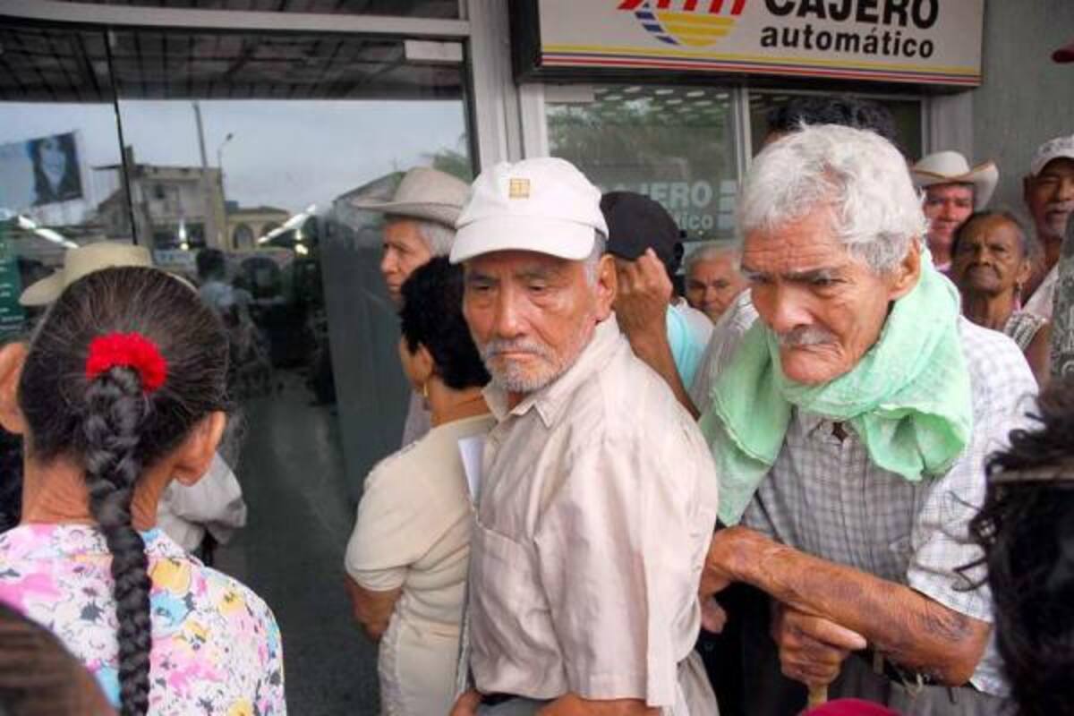 Al menos 25 abuelos serán excluidos de los beneficios de los subsidios del programa de protección para el Adulto Mayor tras comprobarse que no pertenecen a los niveles de pobreza y vulnerabilidad y que por el contrario, cuentan con bienes privados.(Foto: Archivo/ VANGUARDIA LIBERAL )