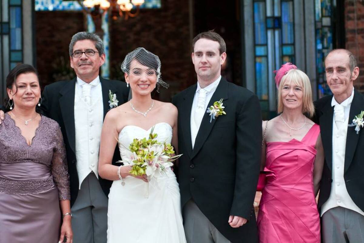 Alberto Cuellar, Olga María Hernández, Lucía Cuellar Hernández, Dylan Arfon Owen, John Antonny Owen y Karen Owen. (Foto: Suministrada/VANGUARDIA LIBERAL)