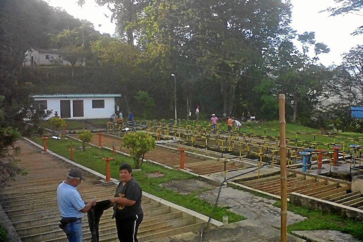 Algunas de las actividades de limpieza y mantenimiento, que se realizará a la planta de tratamiento que surte de agua a Barbosa (Foto: Suministrada/VANGUARDIA LIBERAL)