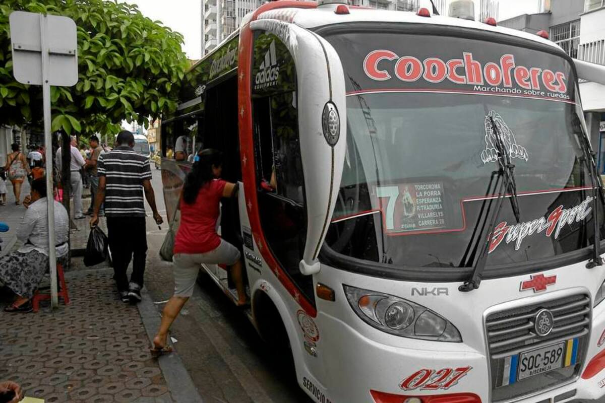 Ayer fue firmado el decreto 026 que establece las tarifas del transporte público colectivo. (Foto: Archivo/VANGUARDIA LIBERAL)