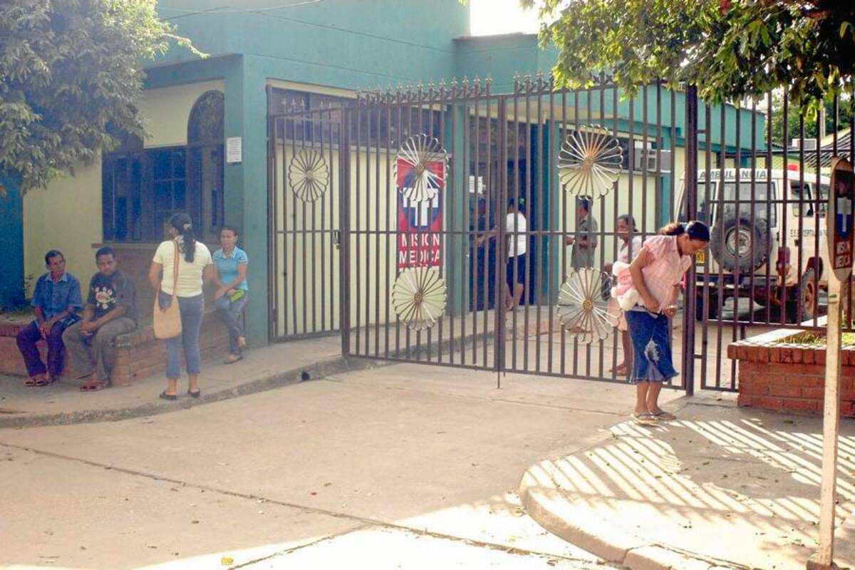 Las víctimas fueron trasladadas al centro asistencial de Simití, donde fueron atendidos luego de resultar heridos con heridas de arma de fuego. (Foto: Archivo/VANGUARDIA LIBERAL)