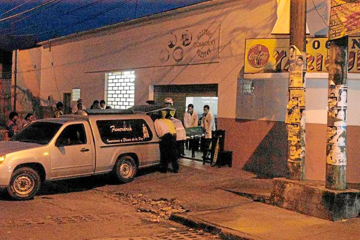 Repudio por crimen de administradores del Fogón Yariguíes (Foto: Edgar Pernett/VANGUARDIA LIBERAL)