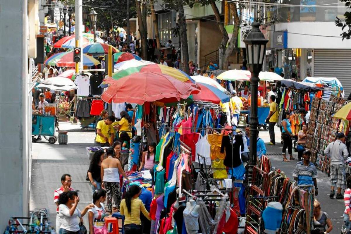 Ambulantes ‘amenazan’ con seguir invadiendo las calles