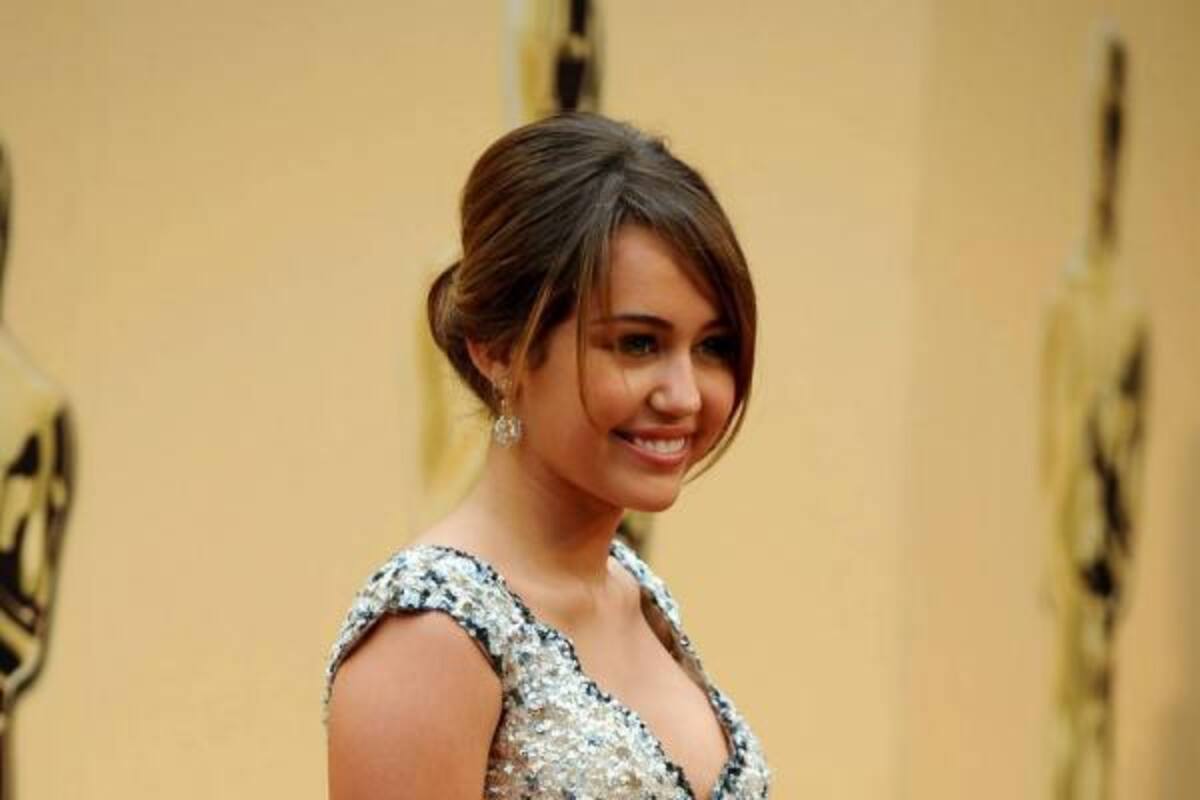 Miley ha empezado a tener actitudes propias de estrellas problemáticas, como salir de los bares con los ojos extraviados y pasar noches enteras sin comunicarse con su familia.(Foto: Suministrada/VANGUARDIA LIBERAL)