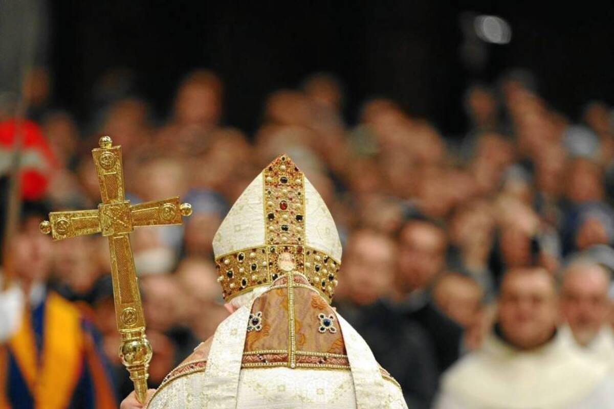 Levada destacó la lucha del Papa contra los abusos a menores por parte de clérigos, que comenzó ya cuando era el cardenal Joseph Ratzinger. (Foto: AFP / VANGUARDIA LIBERAL)