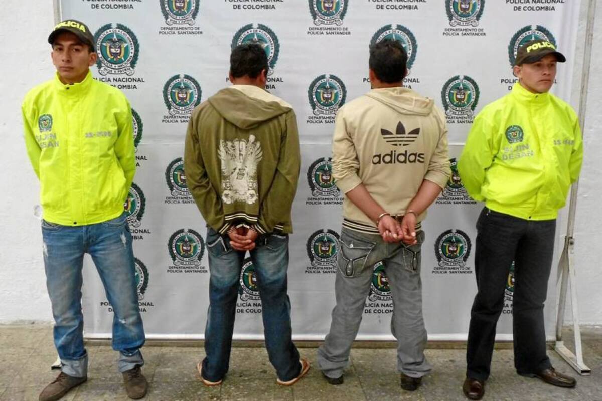 Los dos capturados eran requeridos por los delitos de hurto calificado y agravado en concurso con porte ilegal de armas de fuego.